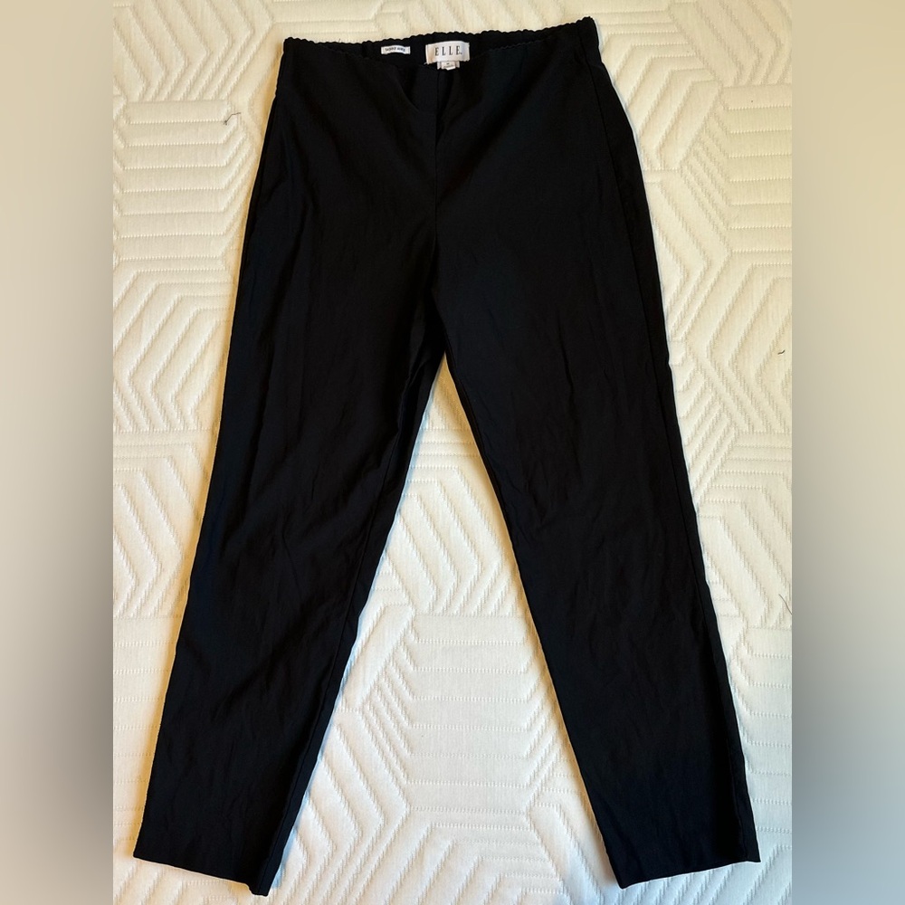 Elle Black  Cropped Pants Collegiate Core